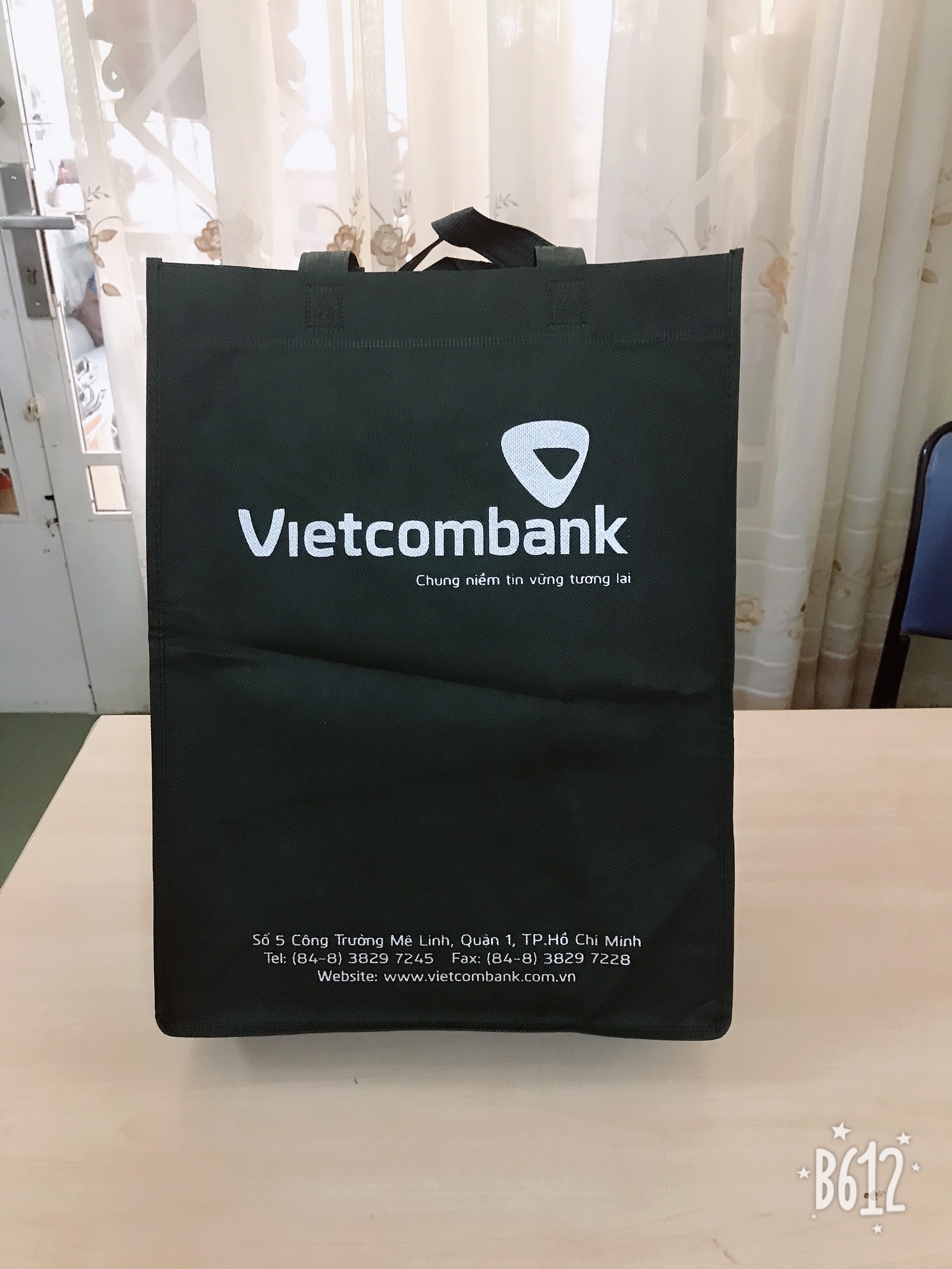 tui-vai-khong-det-tui-rut-mau-vietcombank
