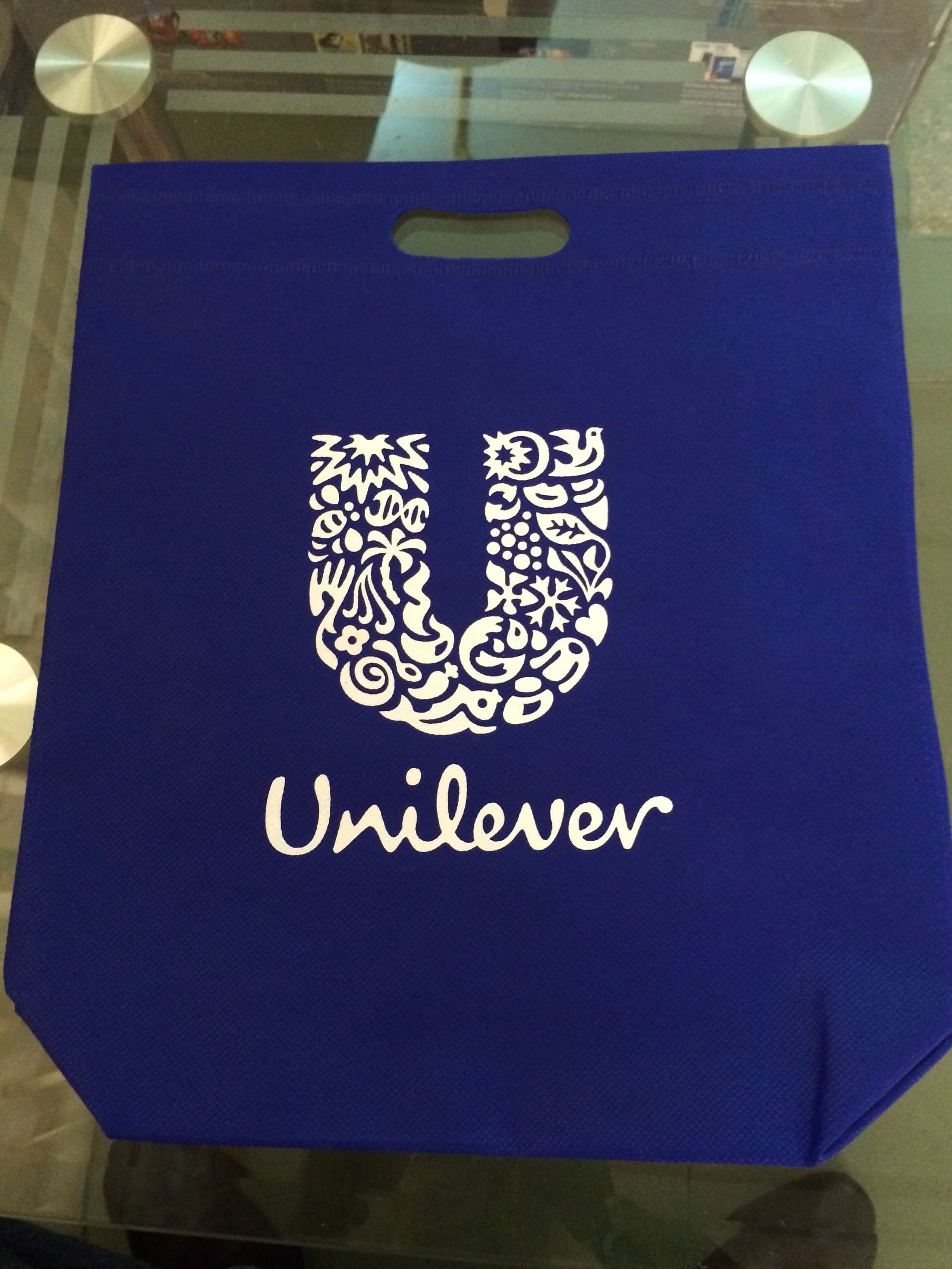 tui-vai-khong-det-unilever